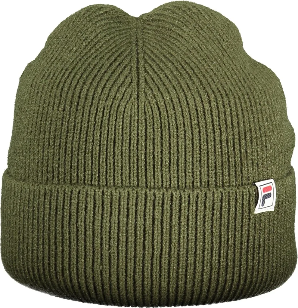 Casquette homme verte idéale pour voyager à Milan avec élégance