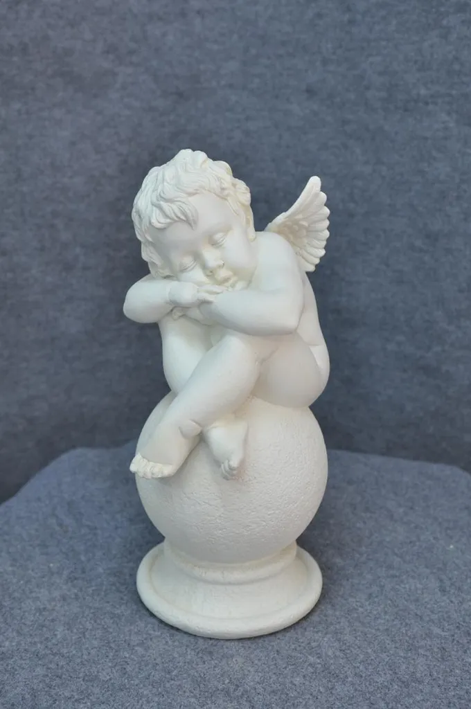 Sculpture d'ange incassable déco chic pour remplacer vos vieux objets