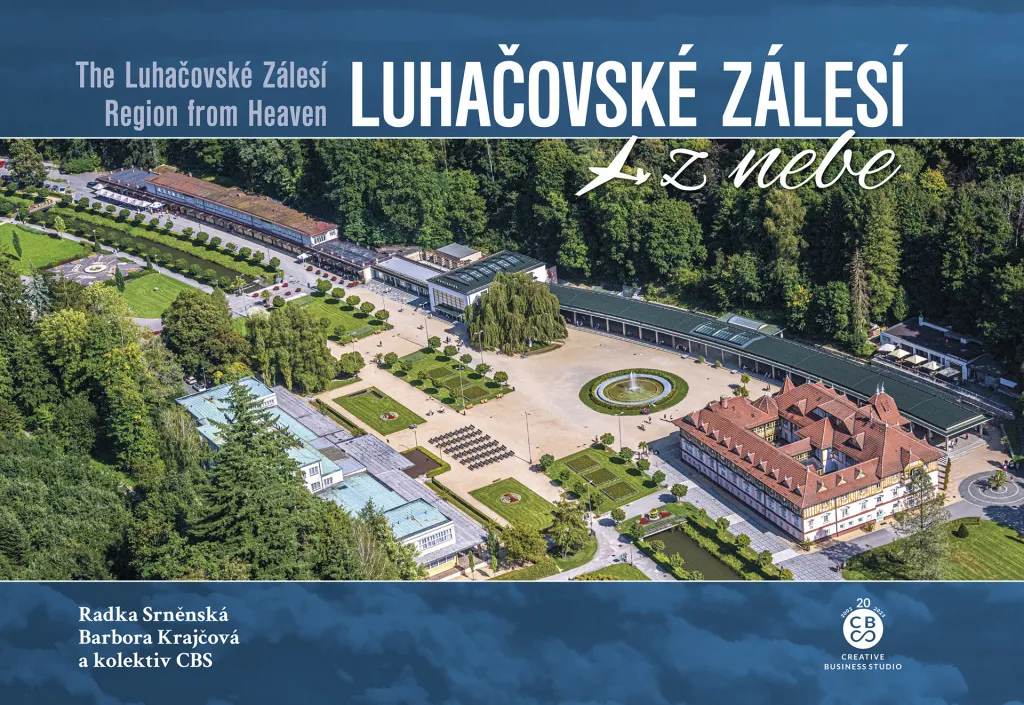 Livre Idée Cadeau Luhačovské Zálesí z nebe - Voyage Visuel en République