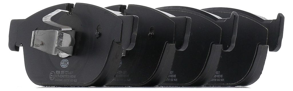 HELLA Bremsbeläge Satz Vorne Bremsklötze für VOLVO XC40 (536) 8DB 355 024-801