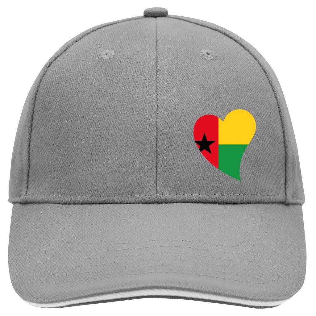 Huuraa Cappy Mütze Guinea-Bissau Flagge Herz Dark Grey/White Baumwolle 6-Panel Kappe Geschenkidee
