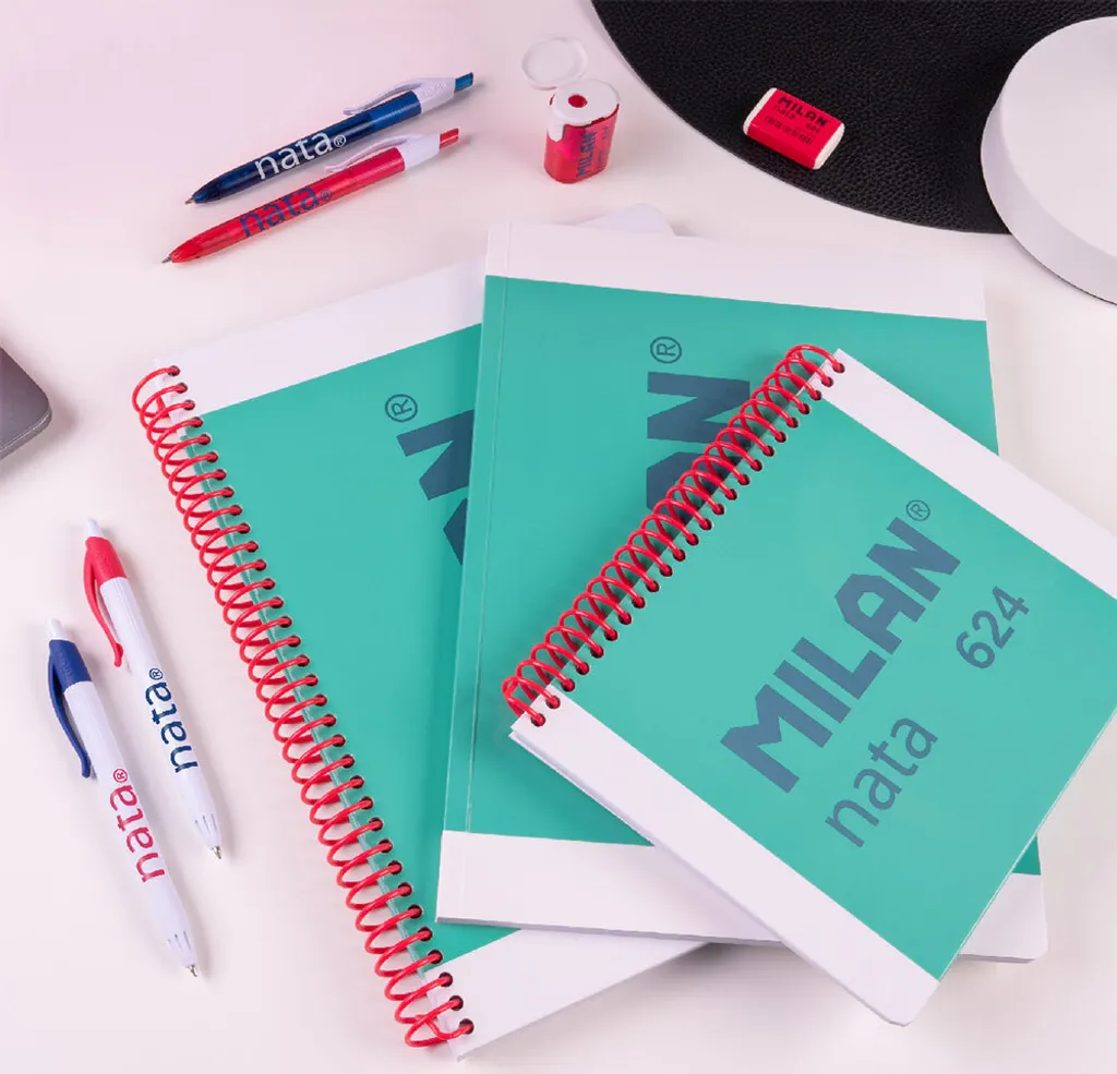Bloc-notes A4 Milan Nata Couverture Rigide Transparente 80 Feuilles - 7