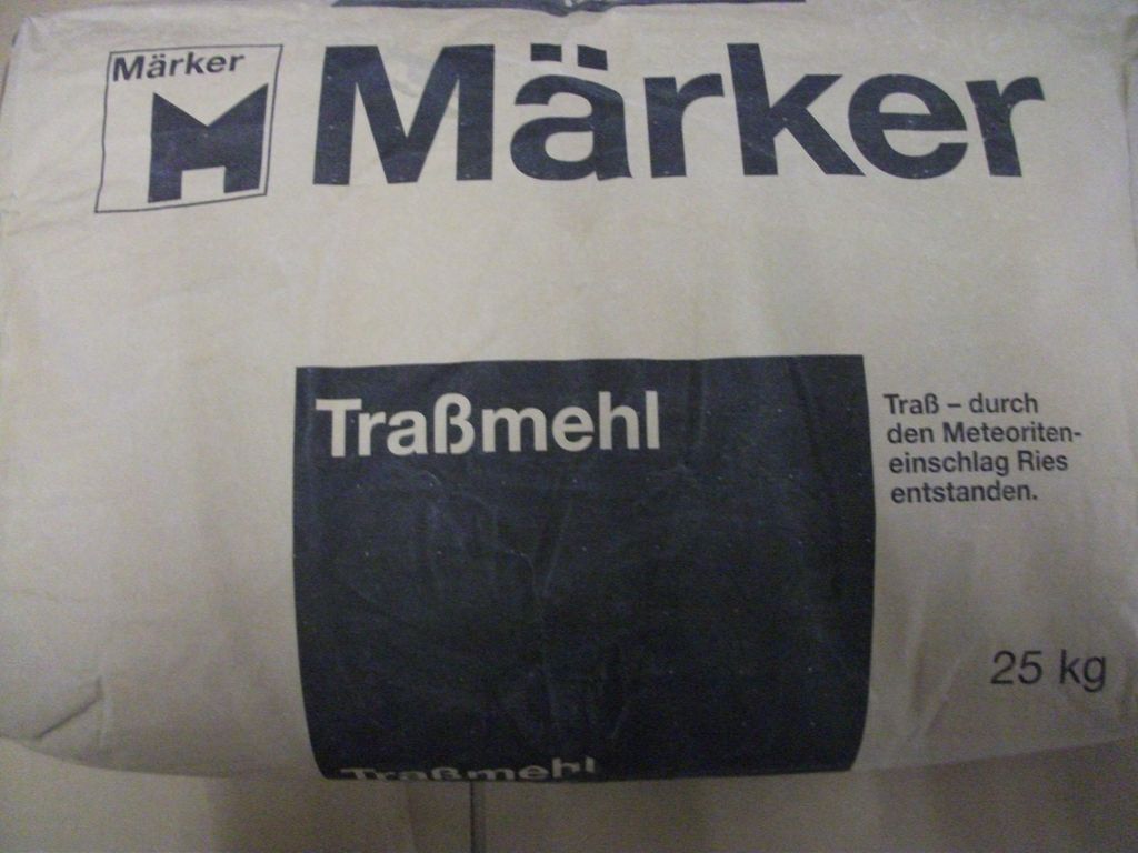 Trassmehl 25kg im Original Sack Suevit-Trass Körnung Produktbild 