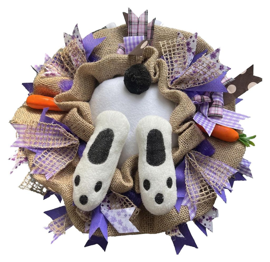 Osterhasen-Türkranz aus Plüschhasen mit Hasenohren für Frühlingsfeste und als Wanddekoration im Landhausstil