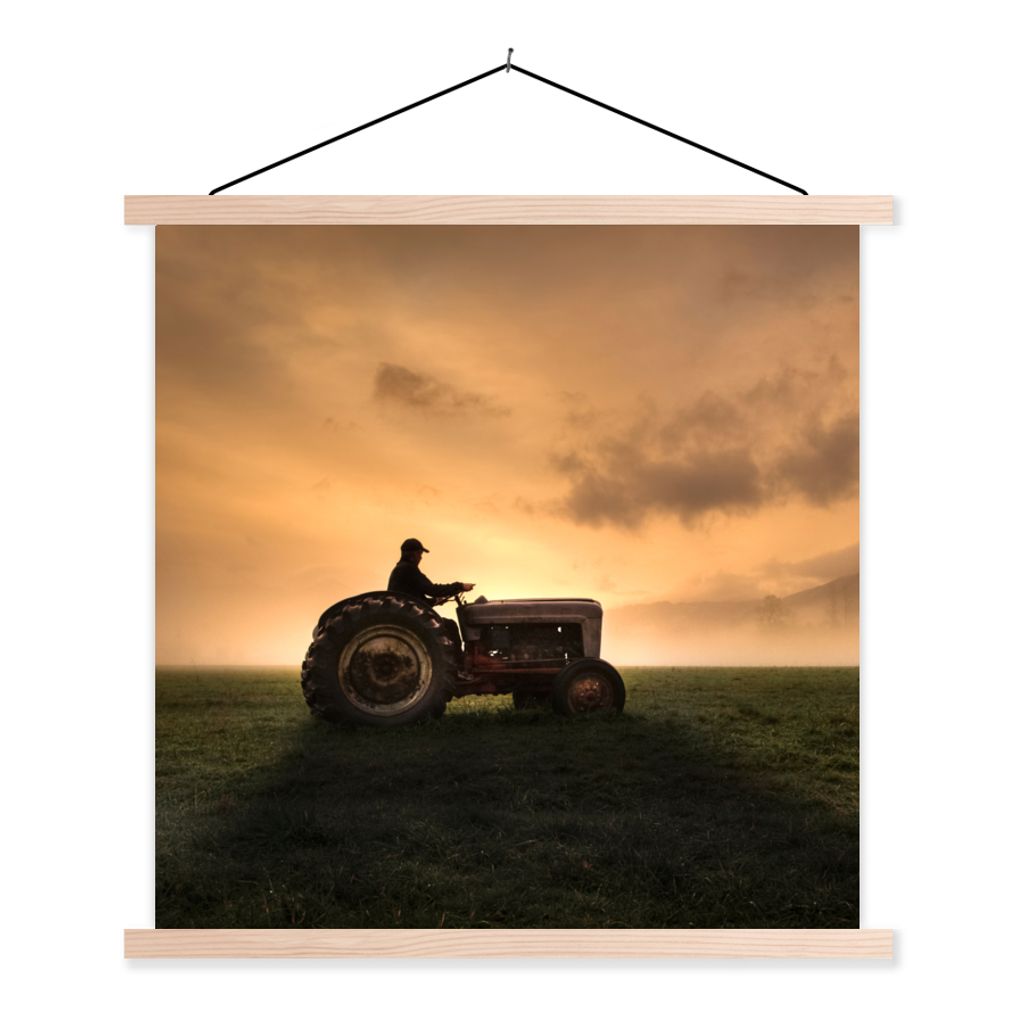 MuchoWow Textilposter Traktor - Landwirt - Nebel 60x60 cm mit holzfarbenen Rahmen - Wanddekoration