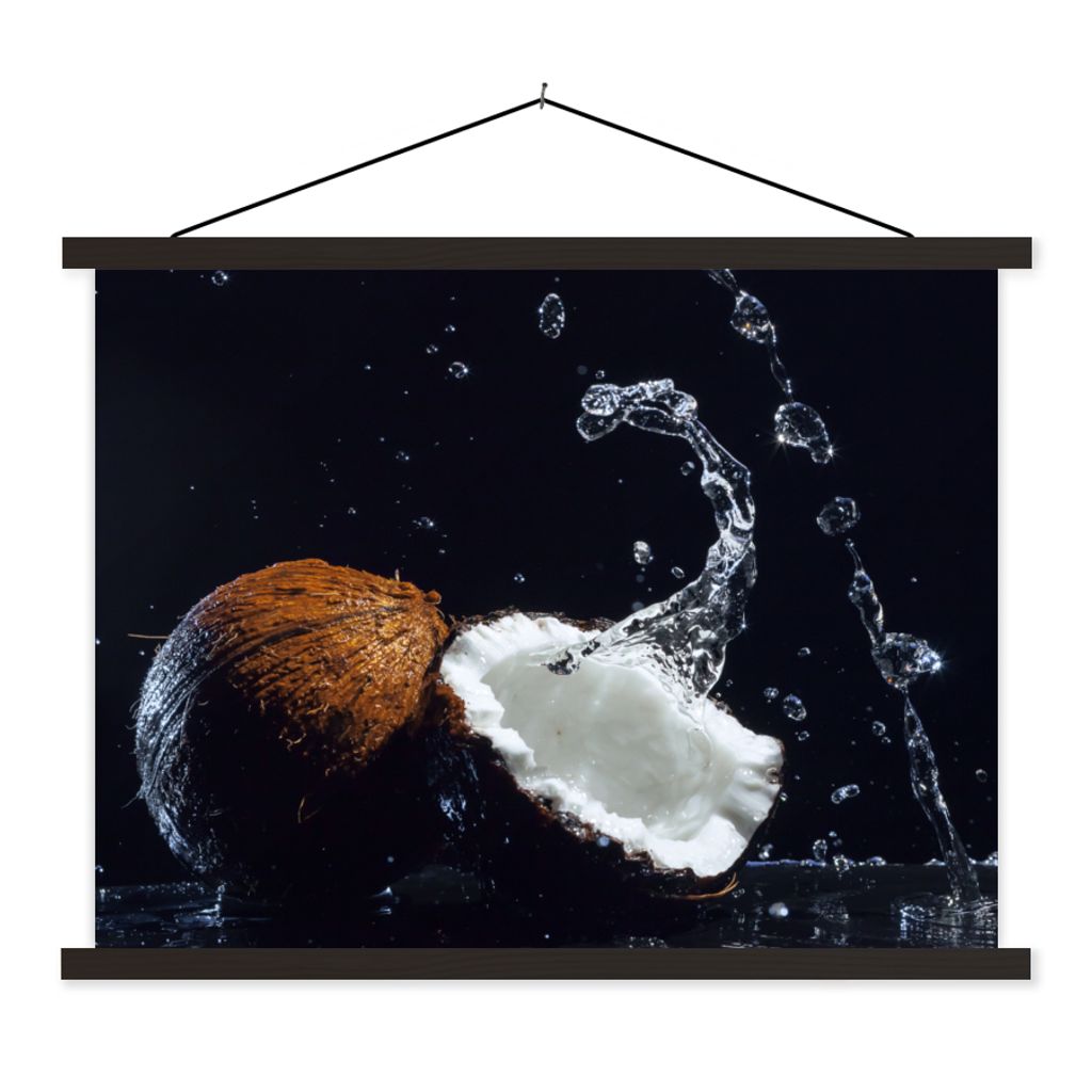 MuchoWow Textilposter Kokosnuss - Stillleben - Wasser - Schwarz - Frucht 120x90 cm mit schwarzem Rahmen - Aufhänger für Poster