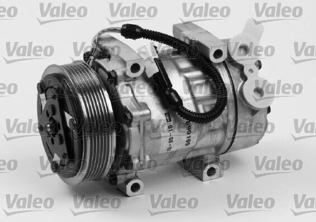 Compresseur de Clim Valeo pour Citroën C5 C8 et Peugeot Expert 6453 CL