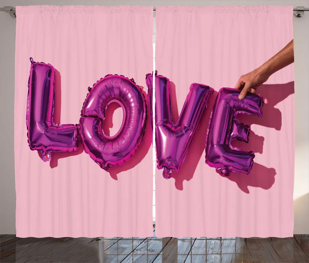 Rideau Rose à Motifs Cœurs et Ballons Amour avec Boucles et Crochets