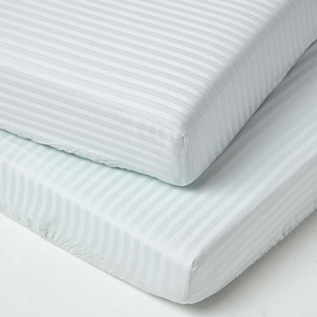 HOMESCAPES Spannbettlaken Kinderbett, blau, 100% Baumwolle Fadendichte 330, 2er Set, 60 x 120 cm