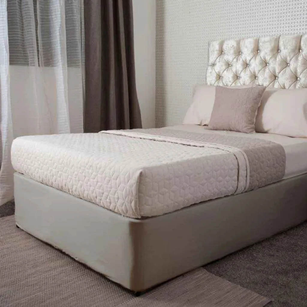 Drap de lit en Jersey extensible Superking Belledorm Gris Nuageux