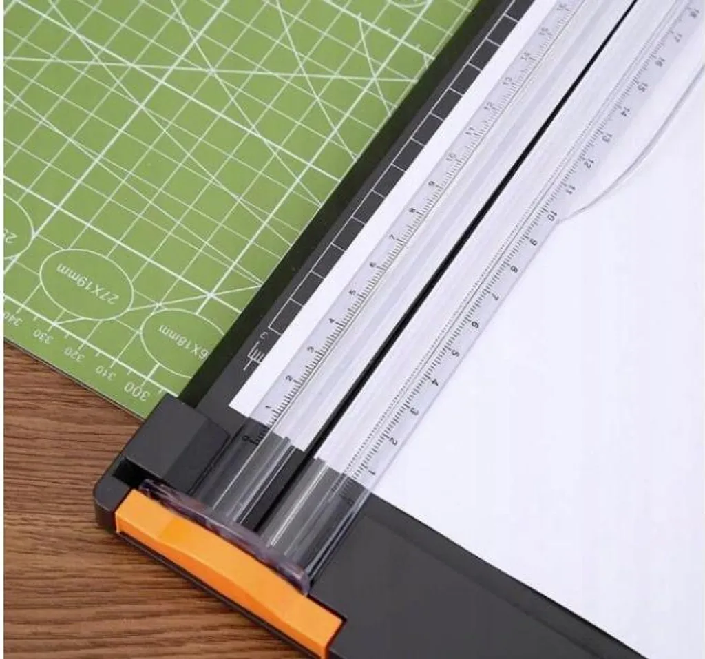 Outil de découpe A4 A3 pour scrapbooking et bureau avec guide d'angle