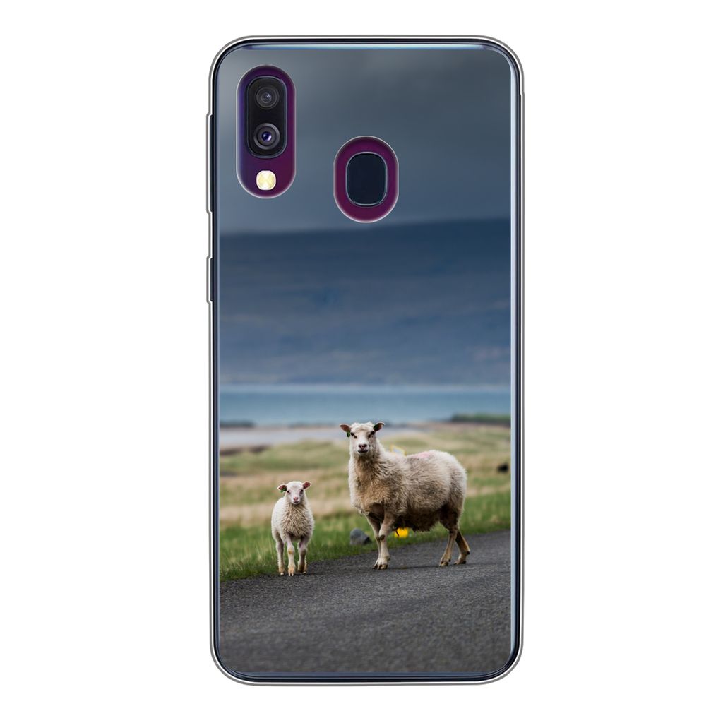 MuchoWow Handyhülle Schutzhülle Hülle für Samsung Galaxy A40 Schaf - Lamm - Sturm Silikon Softcase Handy Hülle - Handy-Tasche