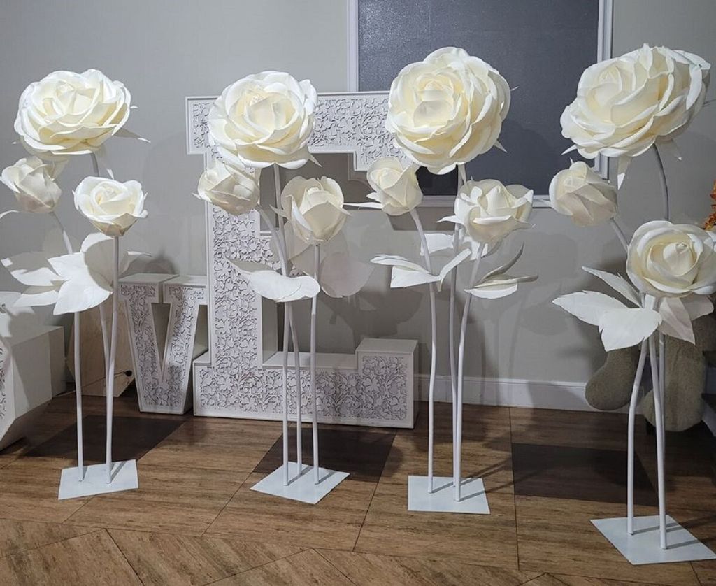 Casa Padrino Luxus XXL Deko Rosen 6er Set Weiß / Creme Ø 55 x H. 180 cm - Hochzeits Deko Accessoirs