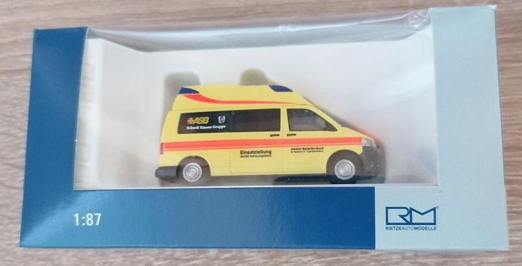 Rietze 51912 - 1/87 Ambulanz Mobile Hornis Silver ASB Produktbild 