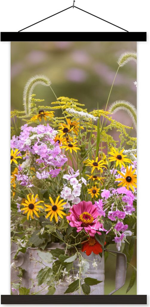 MuchoWow Textilposter Blumen - Gießkanne - Farbe 60x120 cm mit schwarzem Rahmen - Magnete