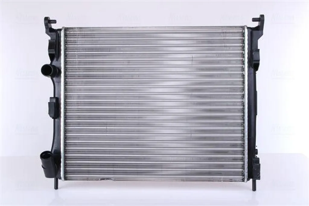 Radiateur moteur haute performance Nissens 67246 compatible Clio Logan