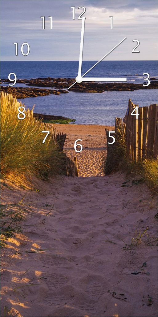 Wallario Design Wanduhr bedruckt, Größe 30 x 60 cm, Motiv: Weg durch die Dünen zum Meer an der Küste