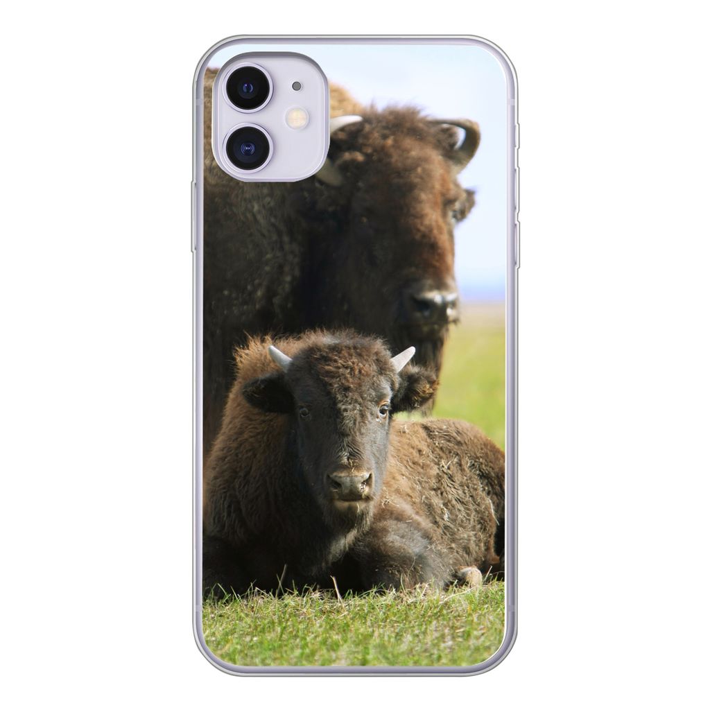 MuchoWow Handyhülle Schutzhülle Hülle für iPhone 11 Büffel - Gras - Kalb Silikon Softcase Handy Hülle - Handytasche