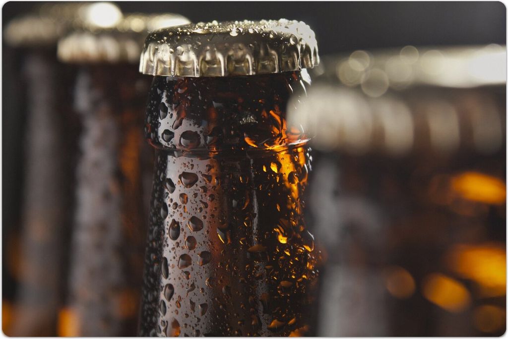 Küchenmatte 120x180 cm Vinylmatte Bodenmatte Dekoration - Bierflaschen