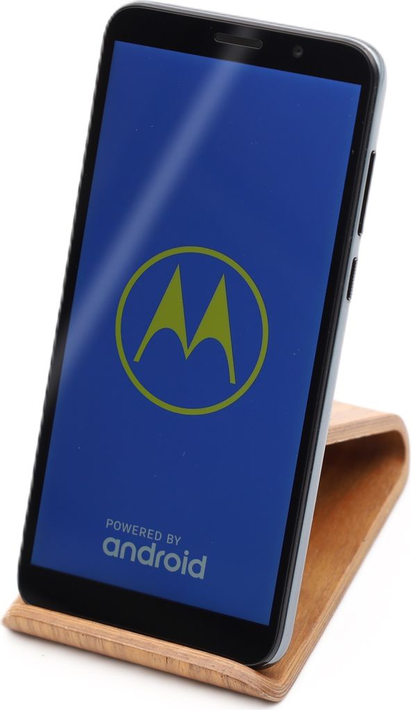 Motorola Moto E6 Play Smartphone, Dual-SIM, 32GB Speicher, Farbe: Schwarz