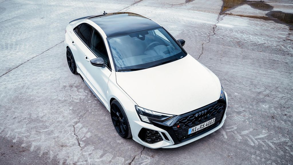 Jochen Schweizer Audi RS3 Tagesmiete Celle; Erlebnis verschenken oder selbst erleben; Gutschein gültig für 1 Person