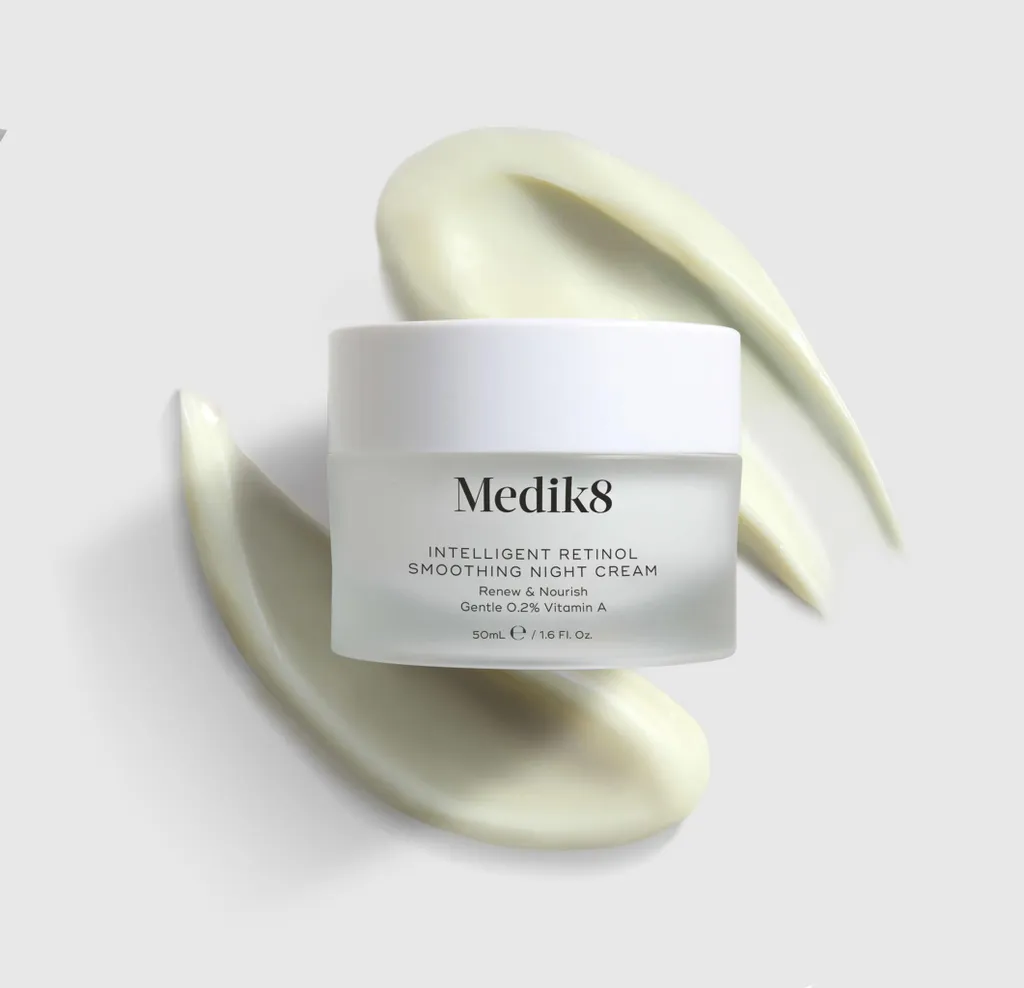Soin de Nuit Medik8 Intelligent Retinol 50 ml pour Rides et Fermeté