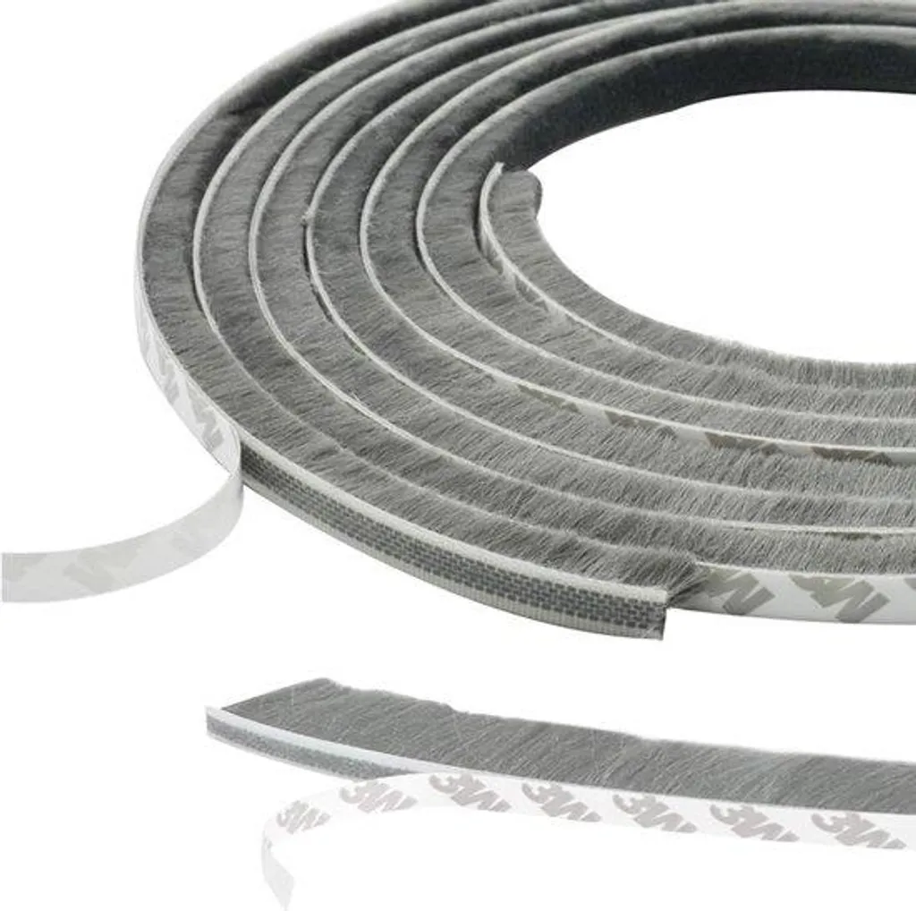Calfeutrer ses fenêtres avec le ruban isolant 9x15 mm autocollant 10m