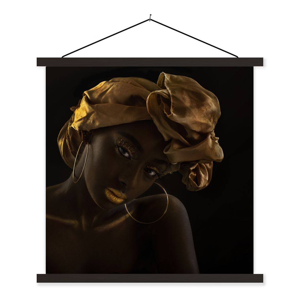 MuchoWow Textilposter Frauen - Kopftuch - Gold - Luxus 90x90 cm mit schwarzem Rahmen - Magnetisches