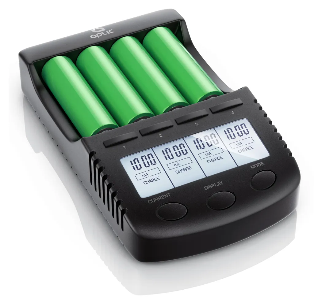 Chargeur universel USB pour batteries Li-ion 18650 et piles Ni-MH CD