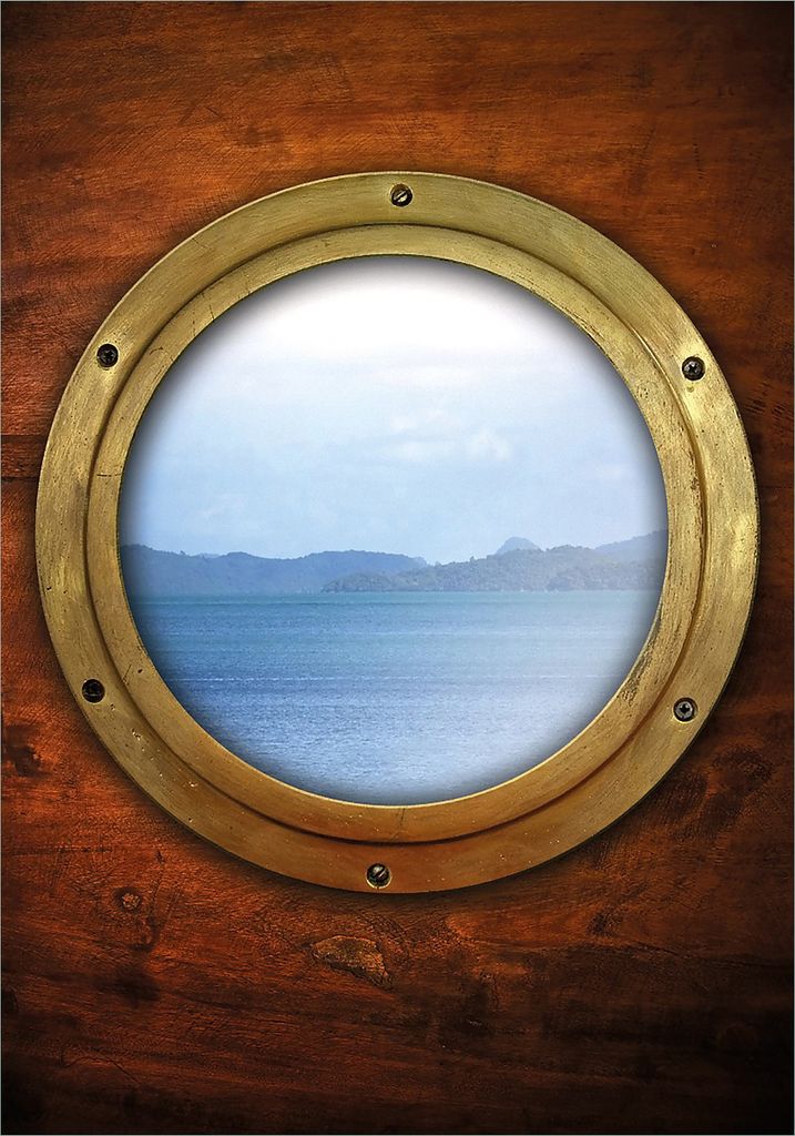 Wallario Poster - Guckloch aus dem Boot, Kunstdruck Größe: 70 x 100 cm