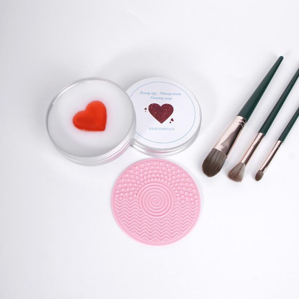 Make-up Pinselreiniger Set mit Reinigungsseife & Produktbild 