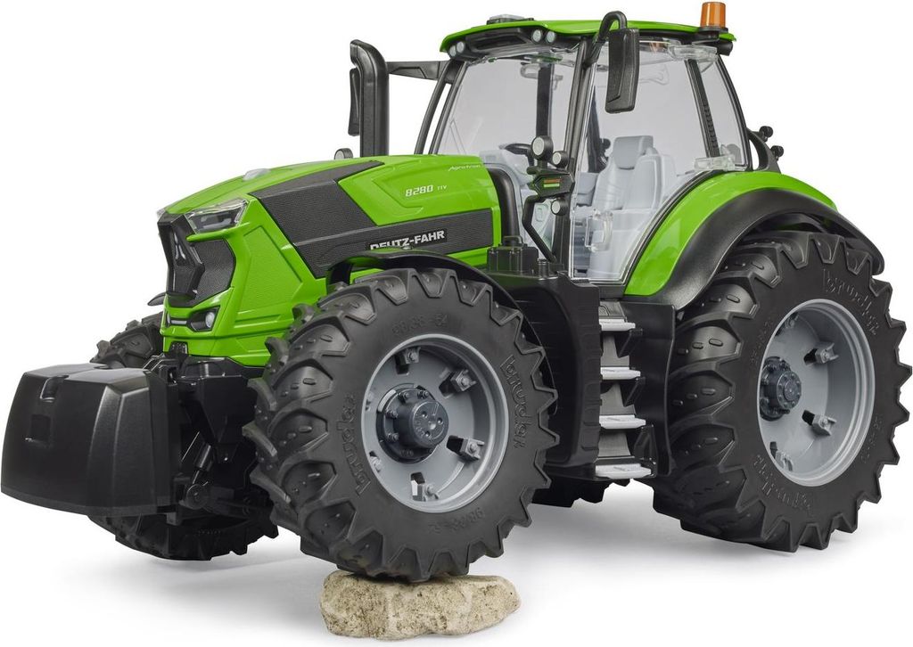 Tracteur DEUTZ AGROTRON X720 jouet BRUDER avec une échelle de 1/16 conçu par BRUDER sur
