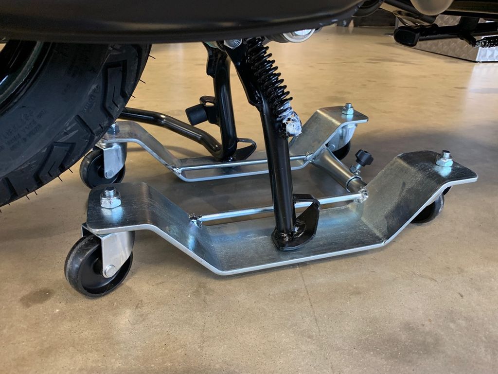Aide à la manœuvre BGM PRO Vespa GT, GT L, GTS 125-300, Image du produit 