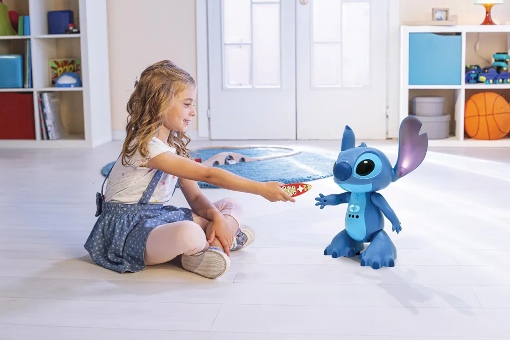 Robot Stitch avec voix originale et télécommande bilingue FR/EN