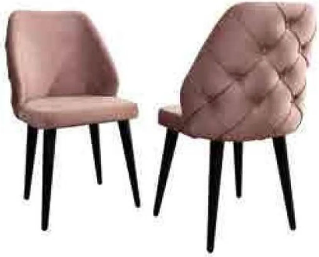 Chaise de salle à manger beige style Chesterfield bois et pieds noirs