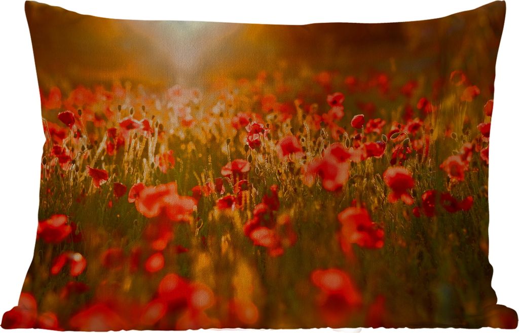 MuchoWow Outdoor Kissen - Orangefarbenes Leuchten über den Mohnblumen auf dem Feld - 50x30 cm - Wetterfest - Lounge Kissen - Sofa kissen - Wohnz...