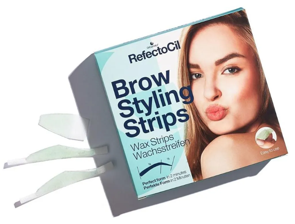 Épilation sourcils symétriques avec les bandes RefectoCil prêtes à poser