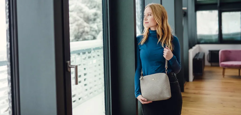 Recensione Borsa Donna Vuch Coalie Diamond Grigia - Qualità e Prezzo - 5