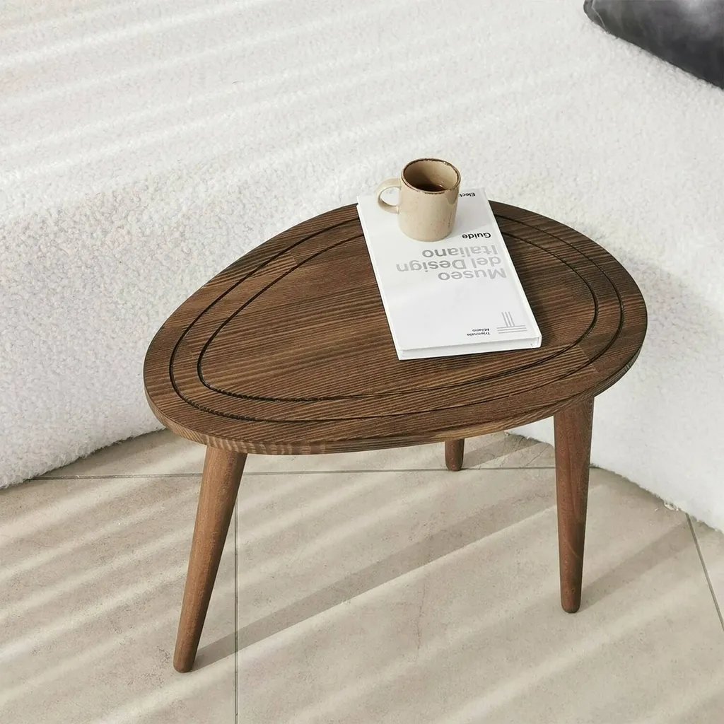 Table basse porte-revues Janequeo en bois de noyer marron chic et compacte