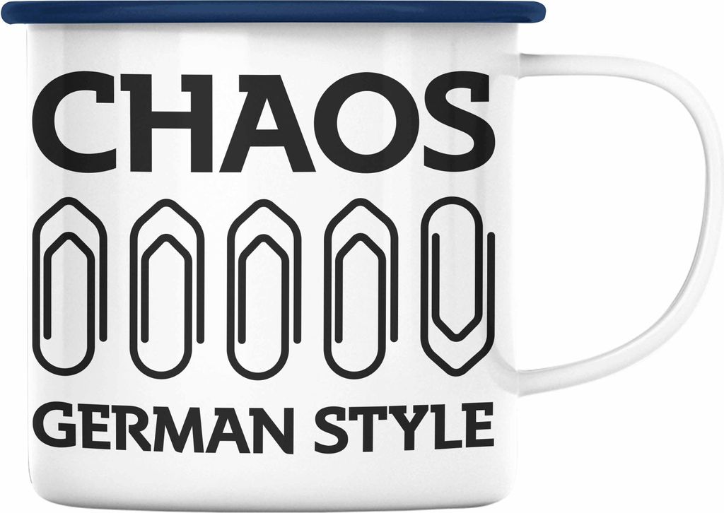 Trendation - Chaos German Style Emaille Tasse Lustiger Spruch BüroEmaille Tasse mit Spruch Geschenk Kollege Kollegin (Blau)