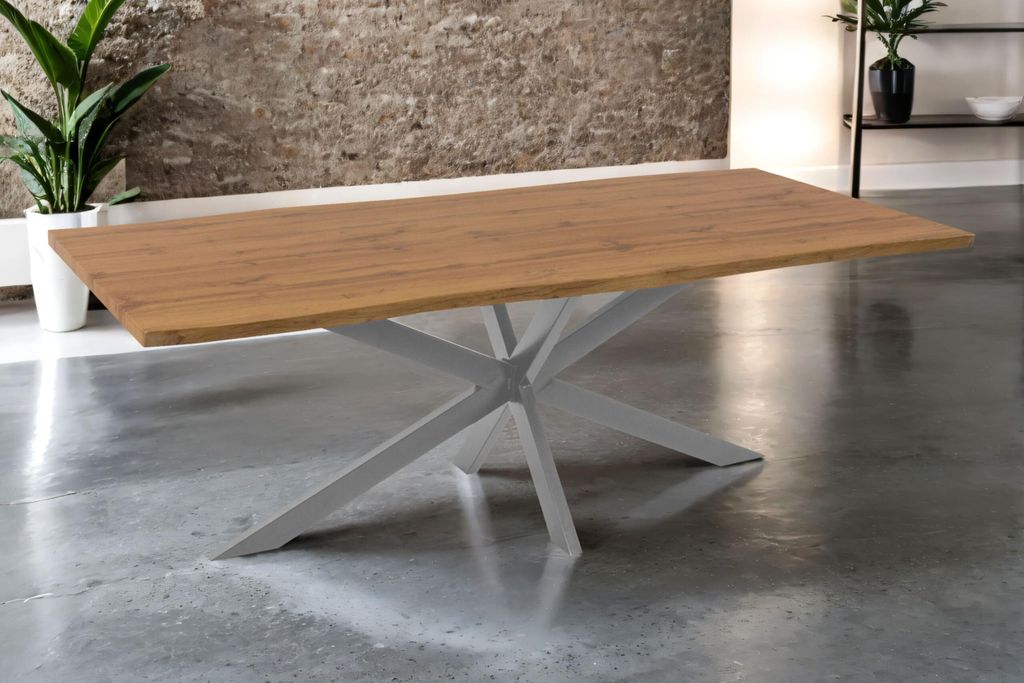 Esstisch Josy | 220 x 100 cm | Holz Wildeiche-Optik | Spider-Gestell Metall Silber | 40 mm Tischplatte mit Baumkante | Tisch für Esszimmer & Küche