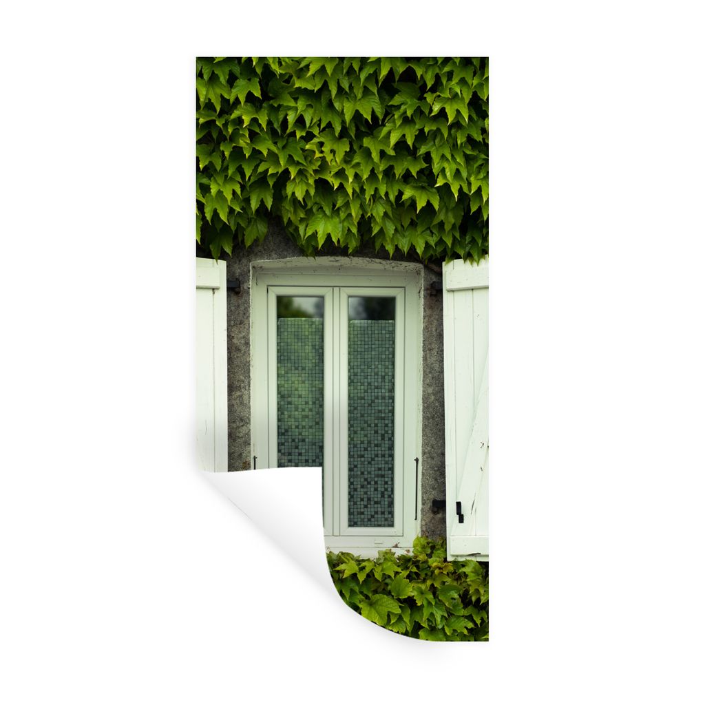 MuchoWow Wandtattoo Wandsticker Wandaufkleber Fenster mit Fensterläden zwischen Kletterpflanzen 60x120 cm Selbstklebend und Repositionierbar - S...