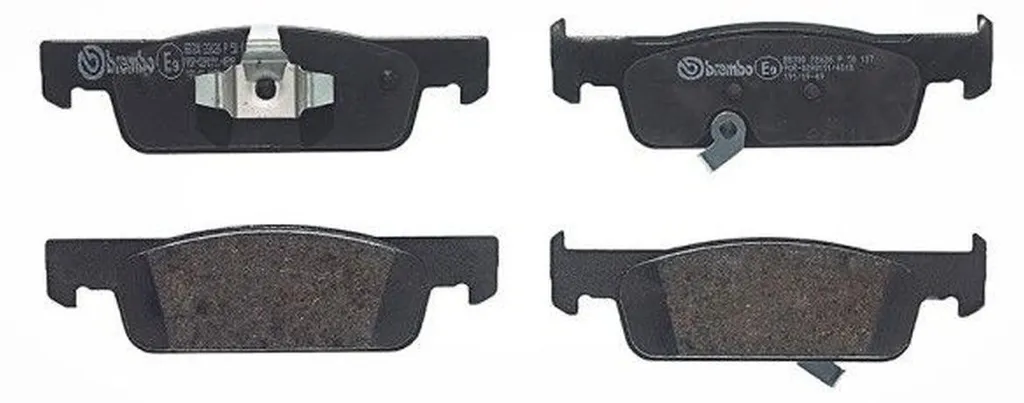 Plaquettes de frein avant BREMBO P 50 137 pour Smart Fortwo et Forfour