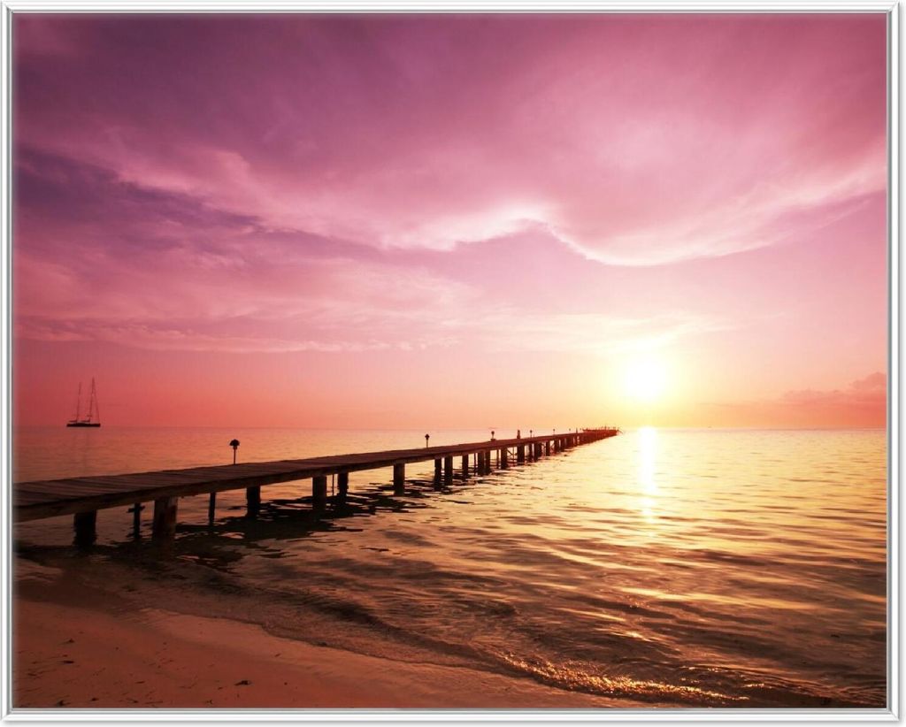 Wallario Wandbild Auf dem Weg zur Sonne Steg am Meer, Größe: 40,30 x 50,30 cm, Poster mit weißem Aluminiumrahmen