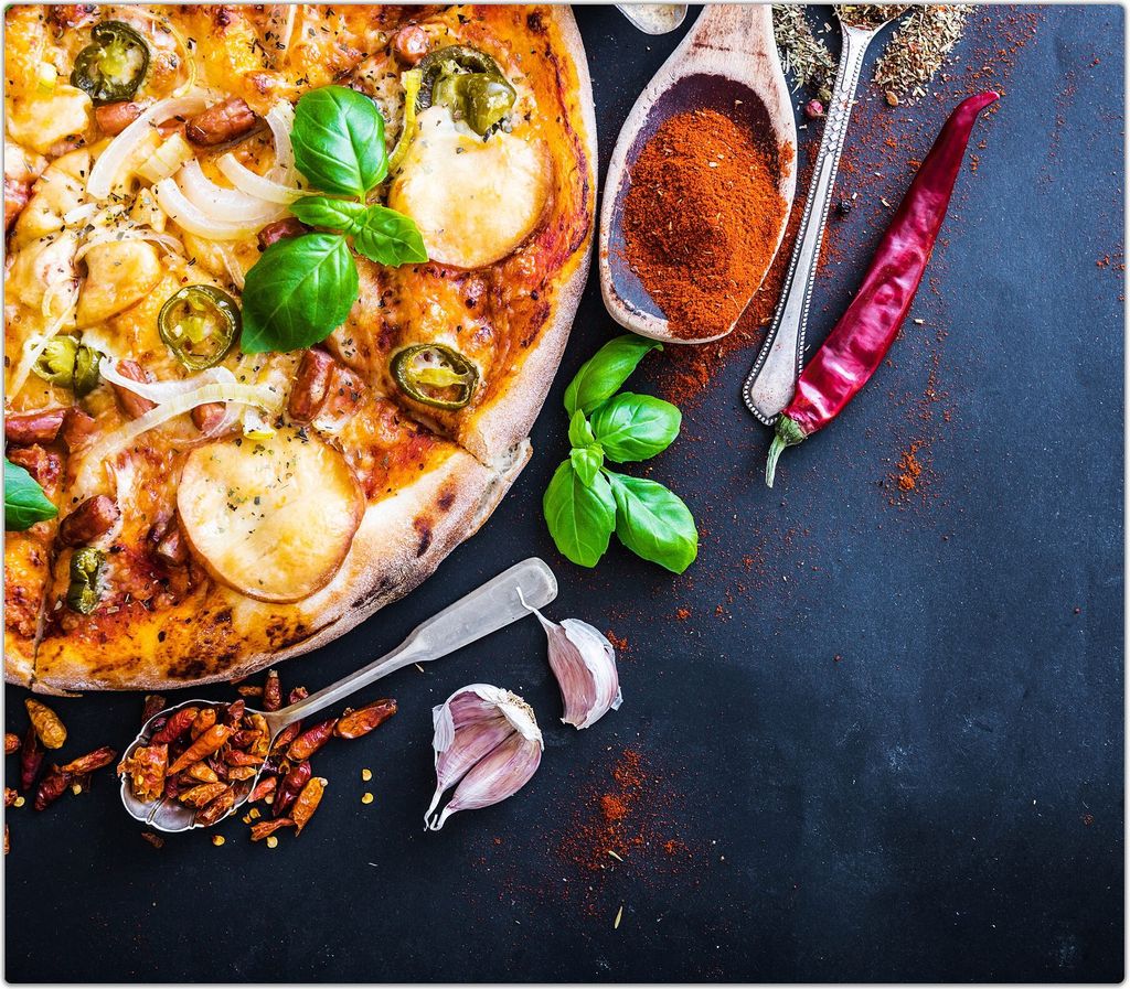 Spritzschutz Herdabdeckplatte Schneidebrett aus Glas Pizza mit Gewürzen 1-Teilig (60x52cm)