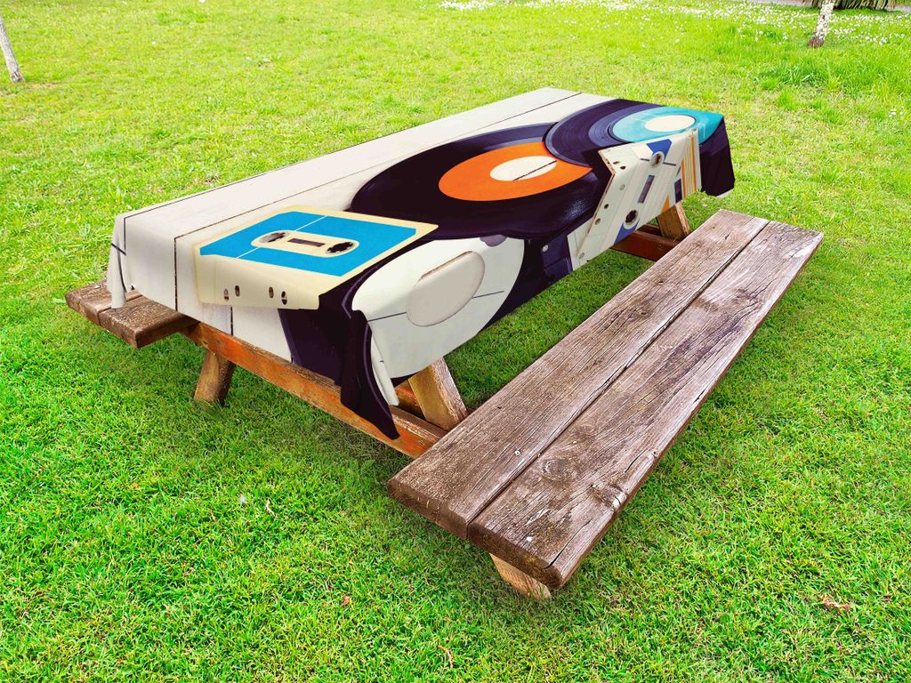 ABAKUHAUS Indie Tischdecke Outdoor, Schallplatten und alte Audiokassetten auf Holztisch Nostalgie Musik Foto Muster, Blau Orange Schwarz, 145x305cm