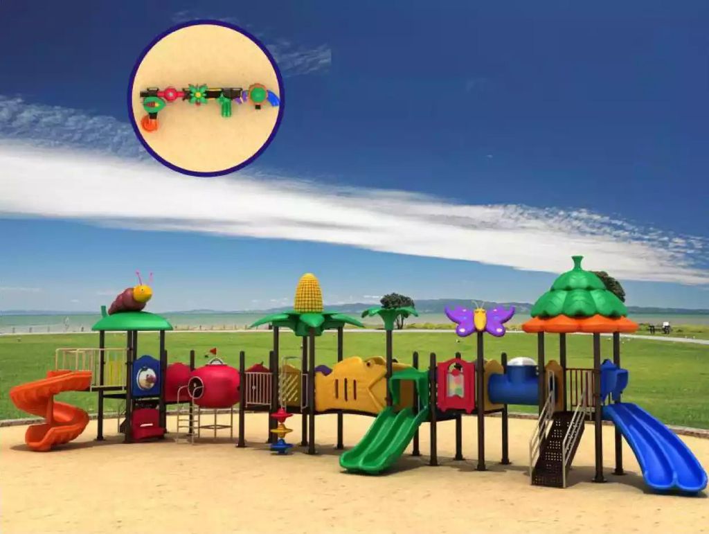 Unterhaltung für Kinder Spielplatz aus Kunststoff Spielturm mit Rutschen