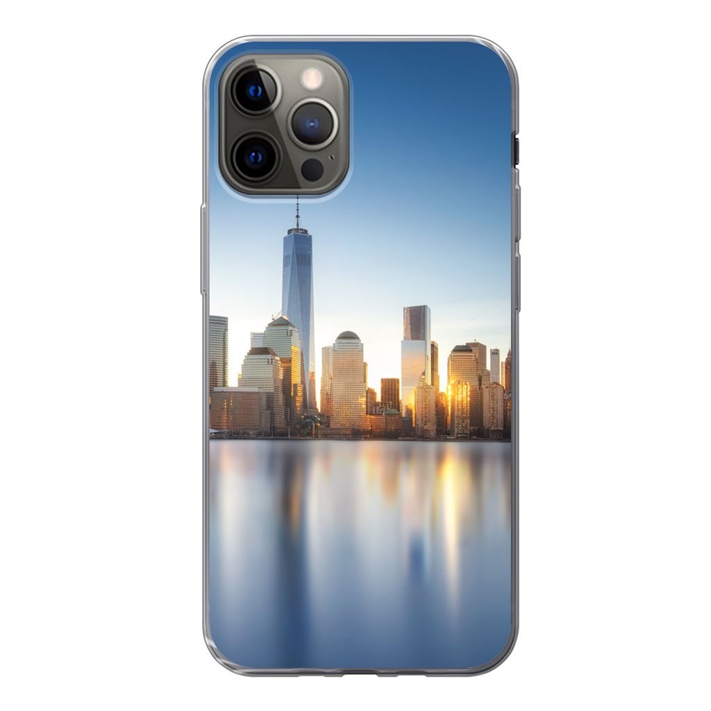 MuchoWow Handyhülle Schutzhülle Hülle für iPhone 12 Pro New York - Skyline - Spiegelung Silikon Softcase Handy Hülle - Abdeckung