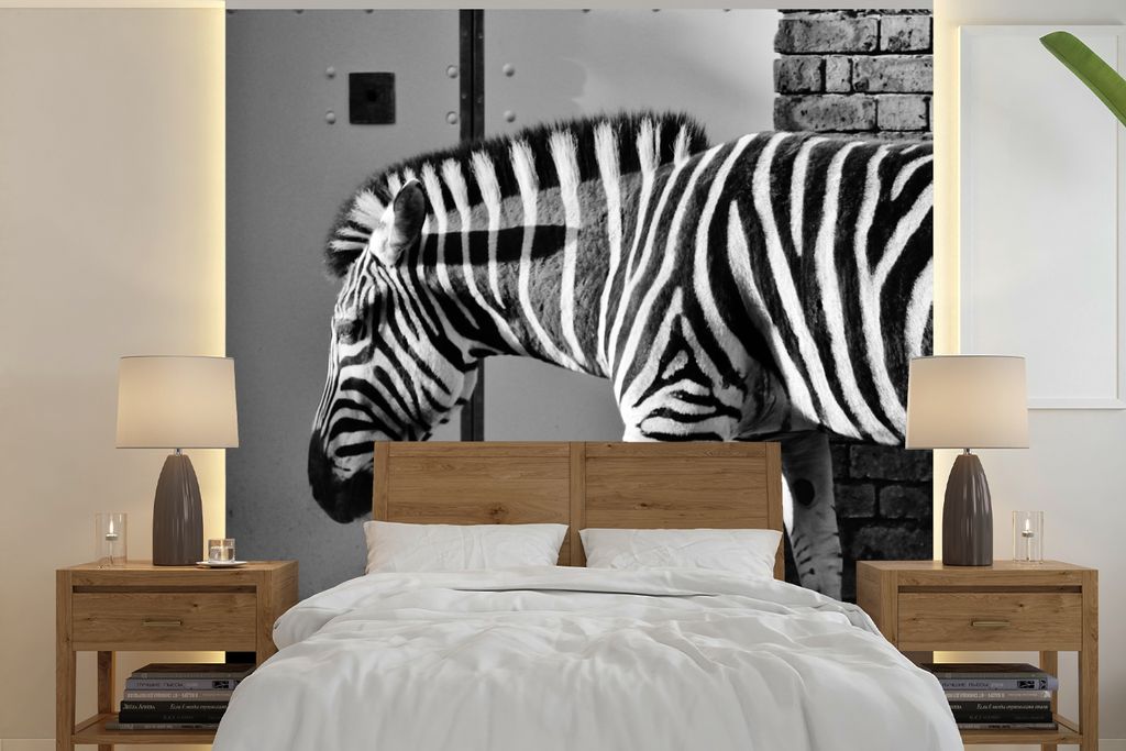 MuchoWow Fototapete für Wohnzimmer oder Schlafzimmer Wandtapete Vinyl Motivtapete Zebra - Wand - Tür - Tiere - Schwarz und weiß - 300x300 cm -...