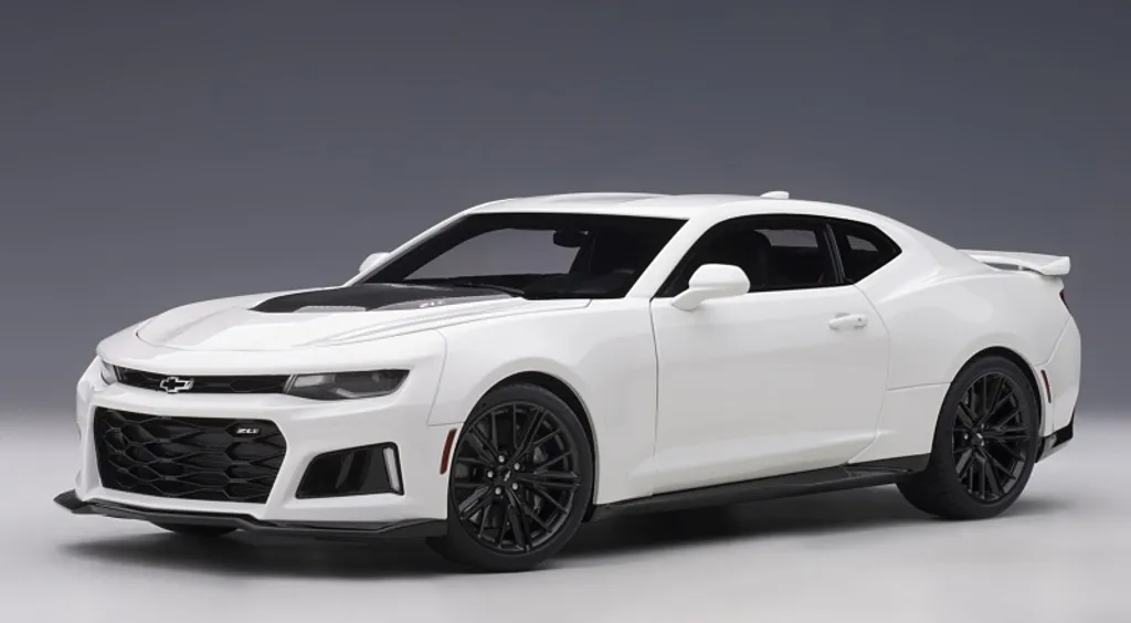 Camaro ZL1 Autoart 1:18 - Finition Composite et Détails Moteur Exceptionnels